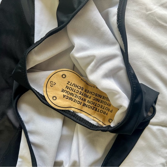 New One Piece Swimsuit - Picture 3 of 4